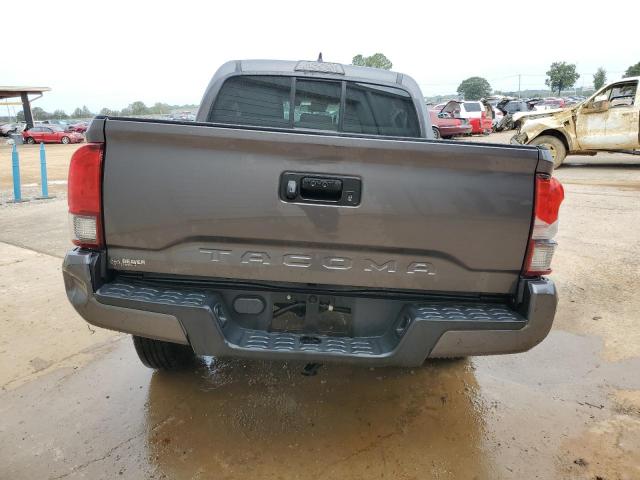 VIN 5TFAX5GN4JX121055 2018 Toyota Tacoma, Double Cab no.6