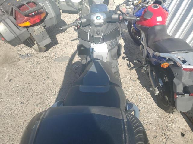 2019 BMW C 400 X - WB40C1904KS876142