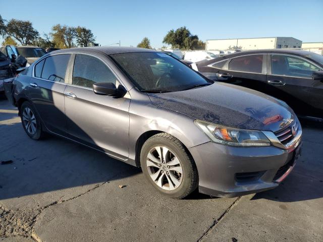 VIN 1HGCR2F32DA030392 2013 Honda Accord, LX no.4