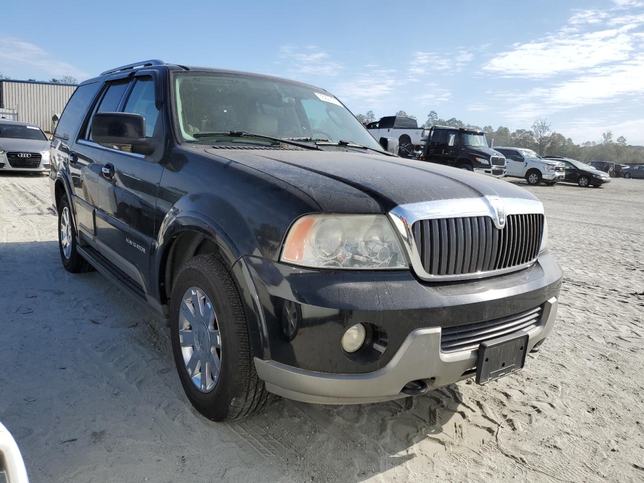 Lot #2979217971 2004 LINCOLN NAVIGATOR