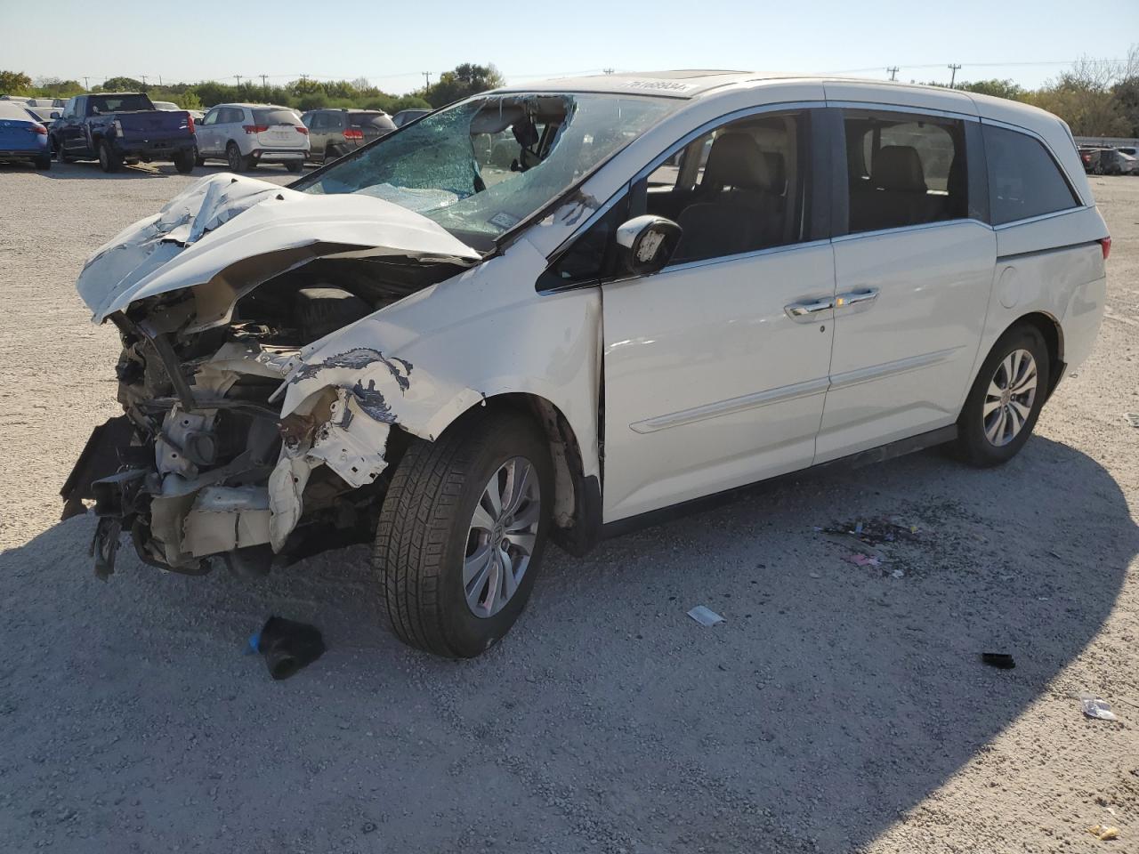 Lot #2936122227 2014 HONDA ODYSSEY EX