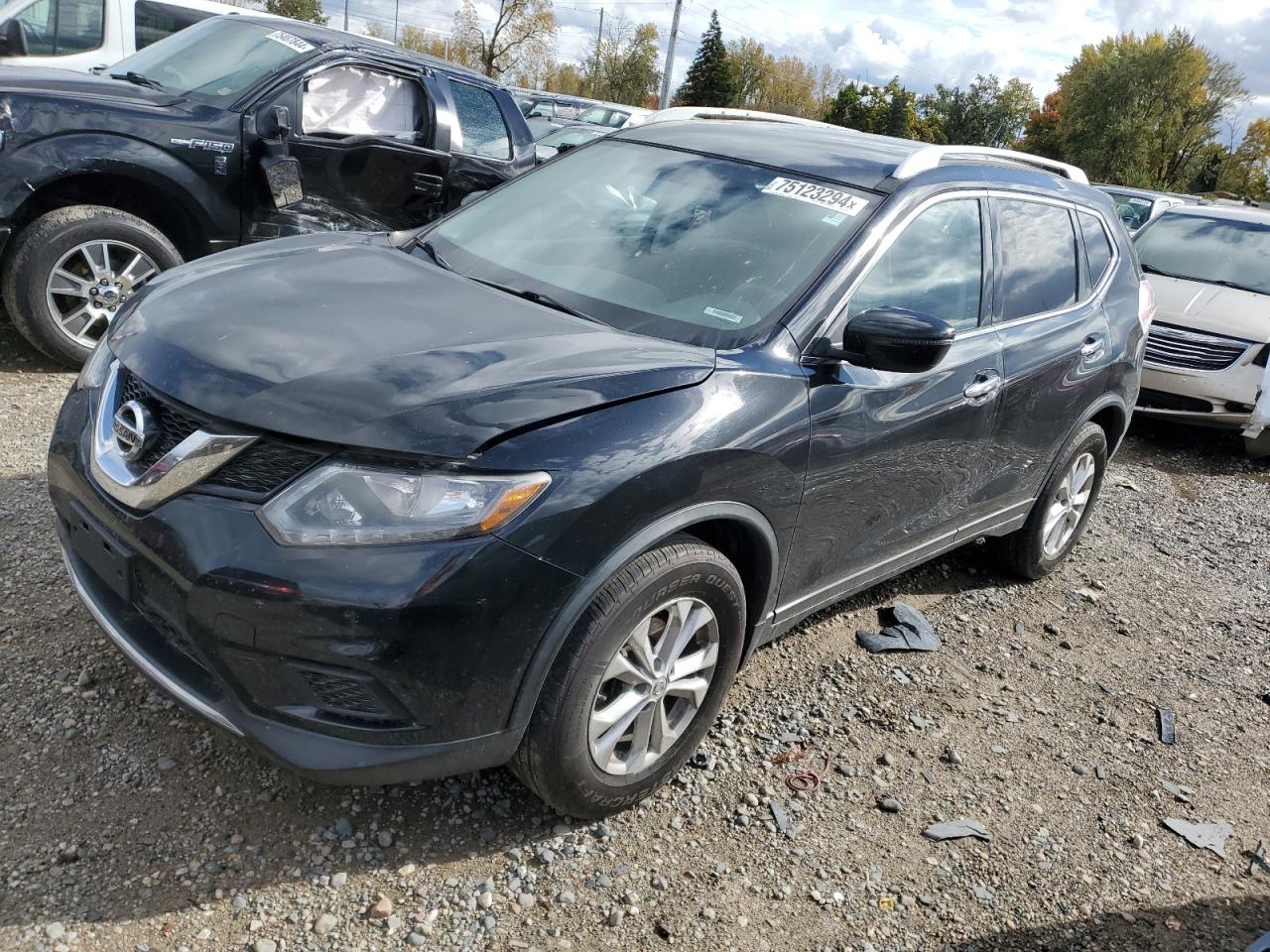 Lot #2962147176 2016 NISSAN ROGUE S