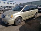 CHRYSLER TOWN & COU photo