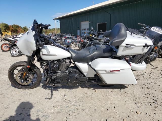 HARLEY-DAVIDSON FLHXS 2020 white  gas 1HD1KRP19LB635372 photo #4