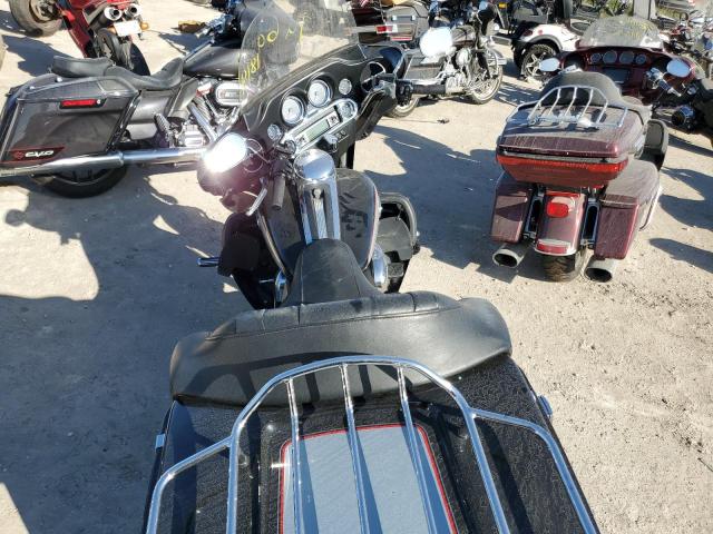 2010 HARLEY-DAVIDSON FLHTCU 1HD1FC411AB625633