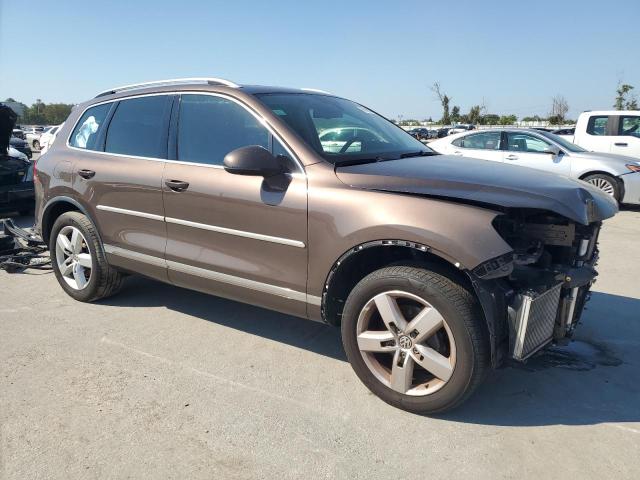 VIN WVGEP9BP5ED000720 2014 Volkswagen Touareg, V6 Tdi no.4