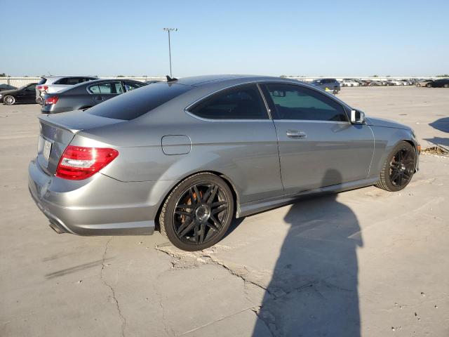 Vin: wddgj5hb3cf853000, lot: 73855394, mercedes-benz c-class 350 20123