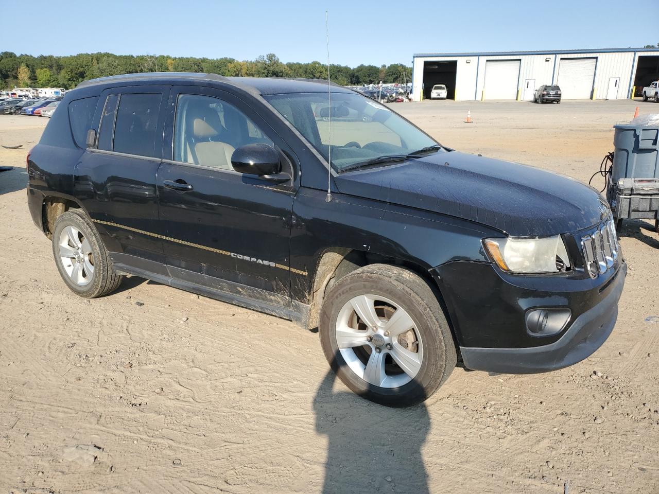 Lot #2952816787 2014 JEEP COMPASS LA