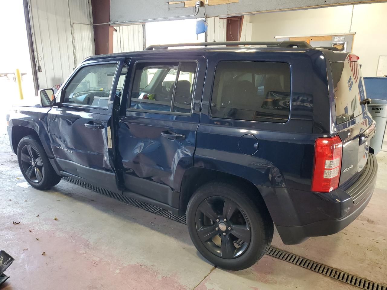 Lot #3020756107 2016 JEEP PATRIOT LA