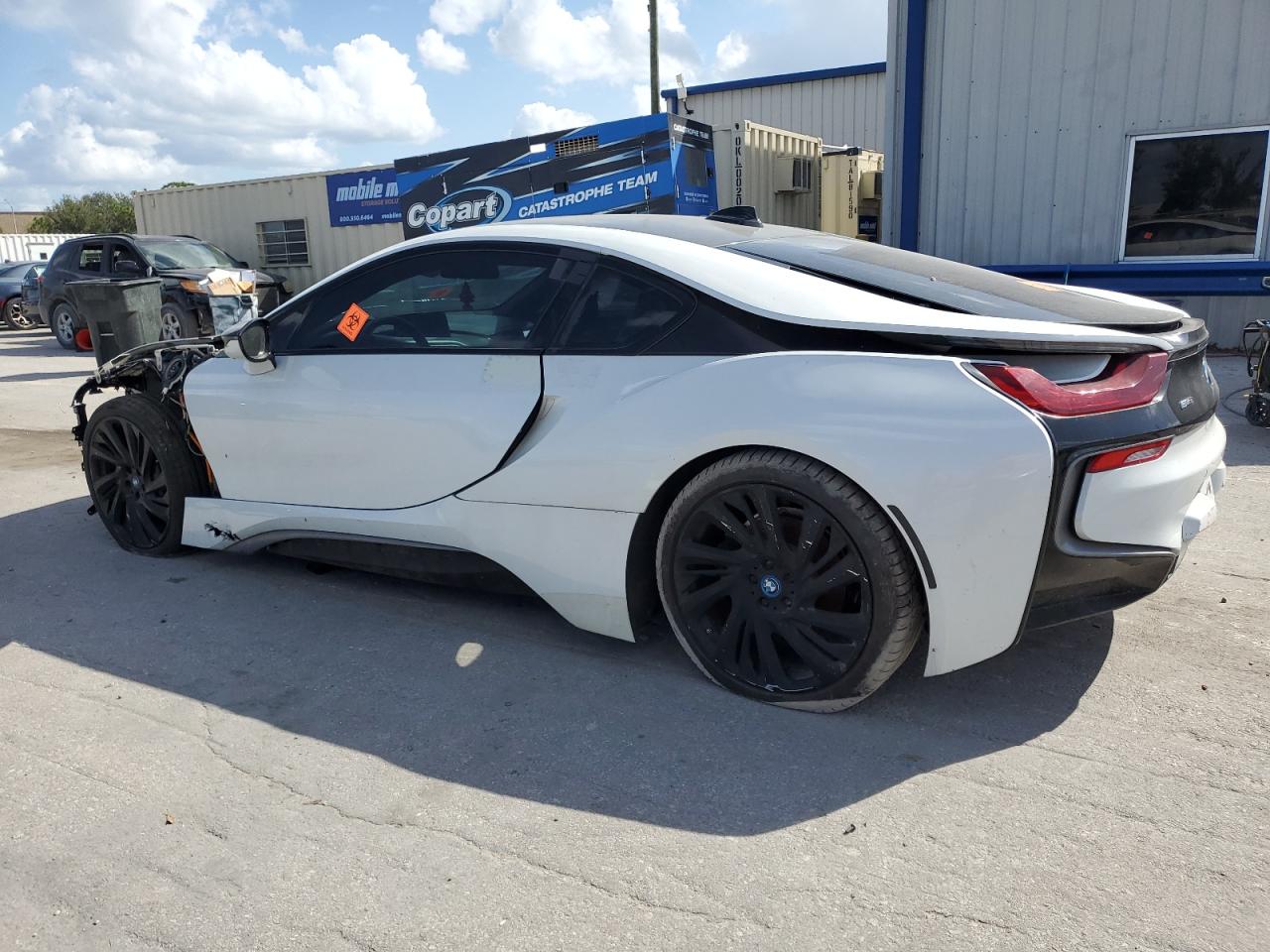 Lot #2994123318 2015 BMW I8