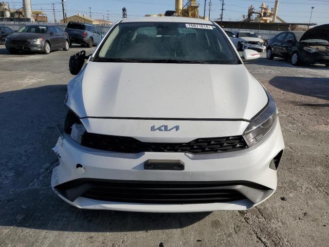 VIN 3KPF24AD4PE595739 2023 KIA FORTE no.5