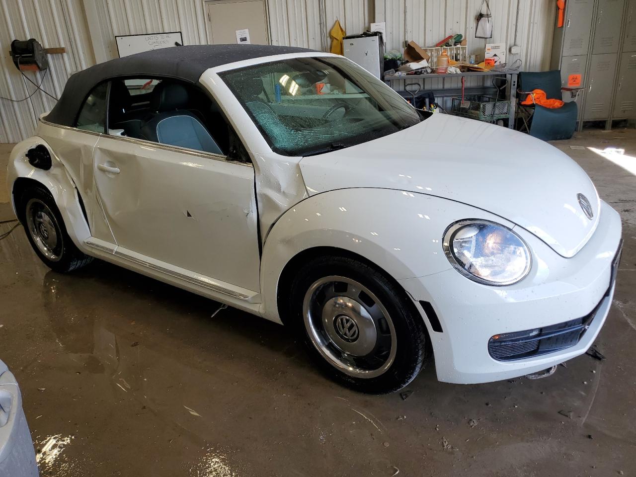 Lot #2955183963 2016 VOLKSWAGEN BEETLE S/S