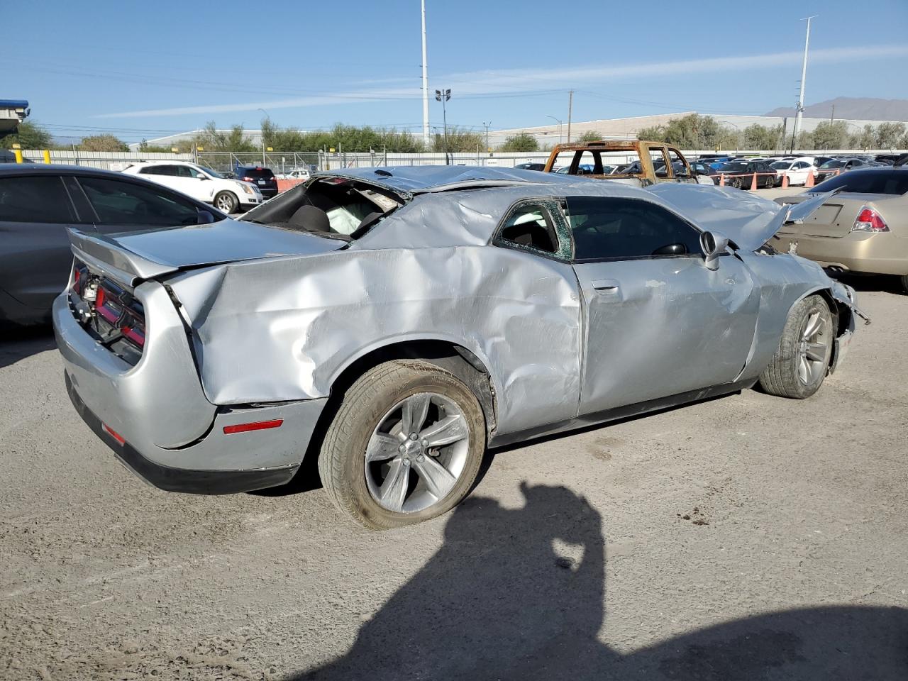 Lot #3024395526 2020 DODGE CHALLENGER