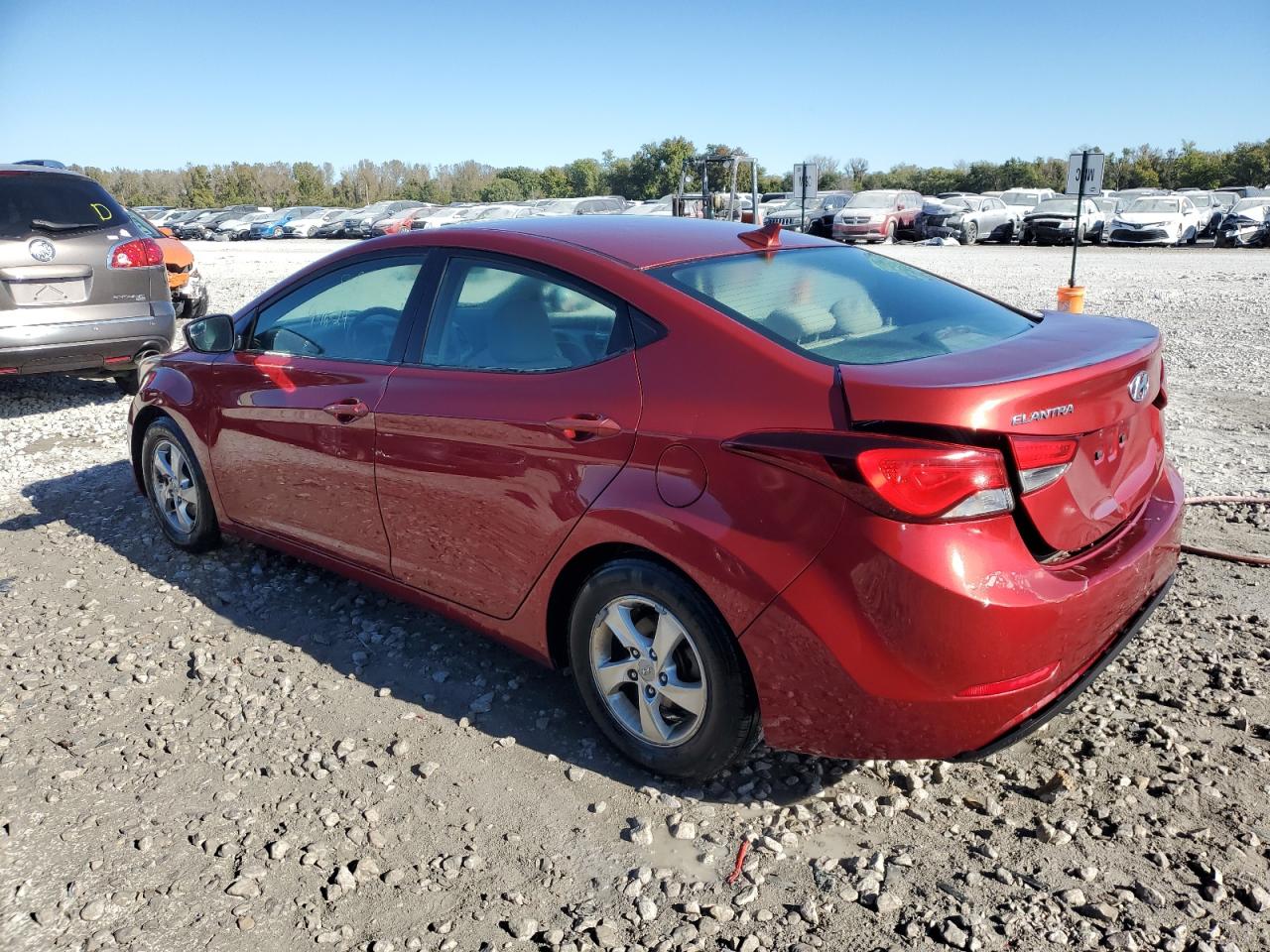 Lot #2989277698 2014 HYUNDAI ELANTRA SE