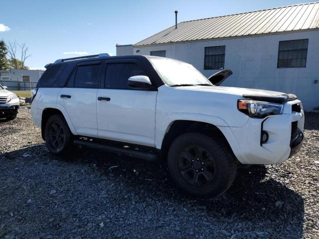 2017 TOYOTA 4RUNNER SR - JTEBU5JR0H5420200