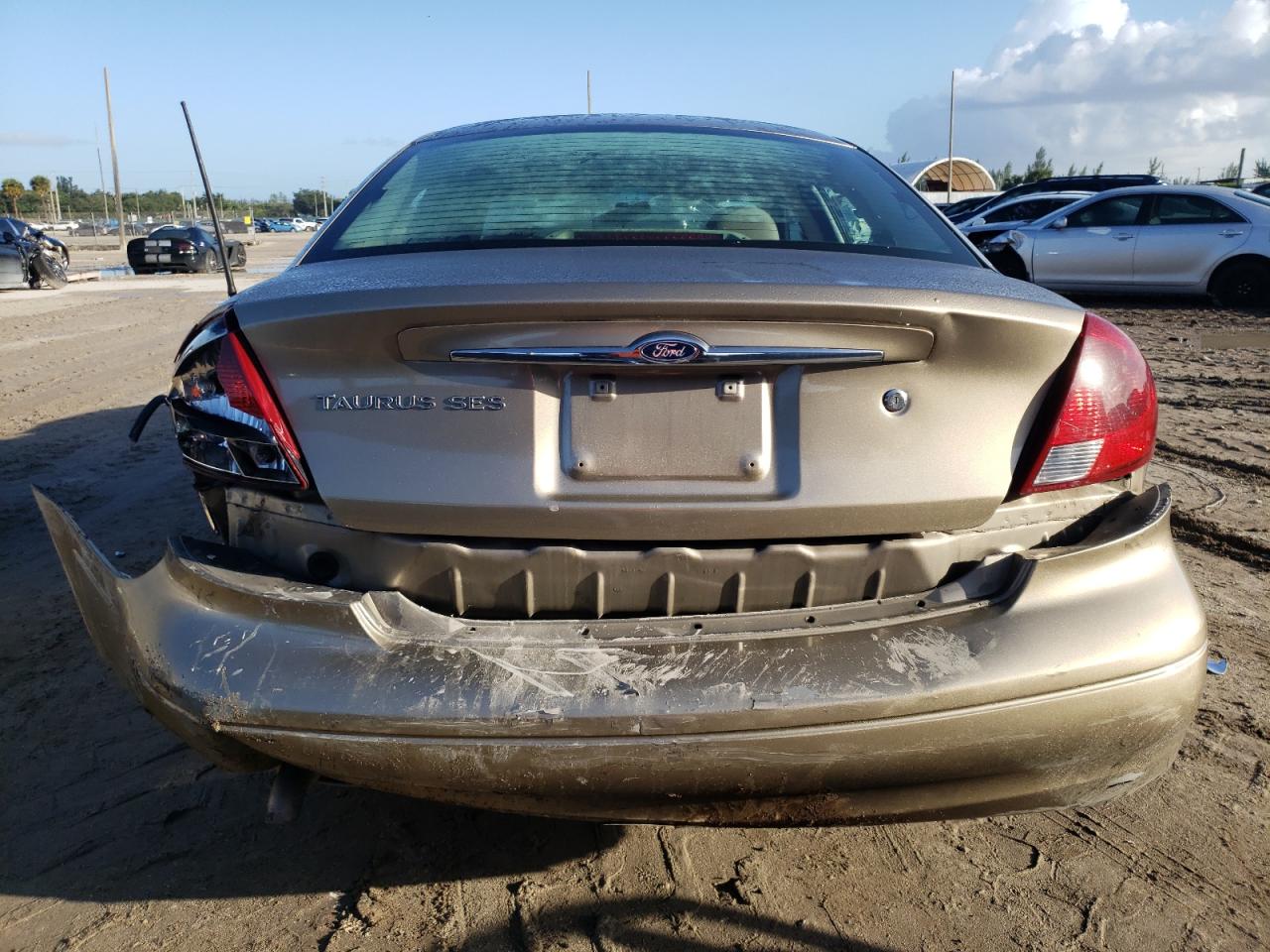 Lot #3025767301 2003 FORD TAURUS SES