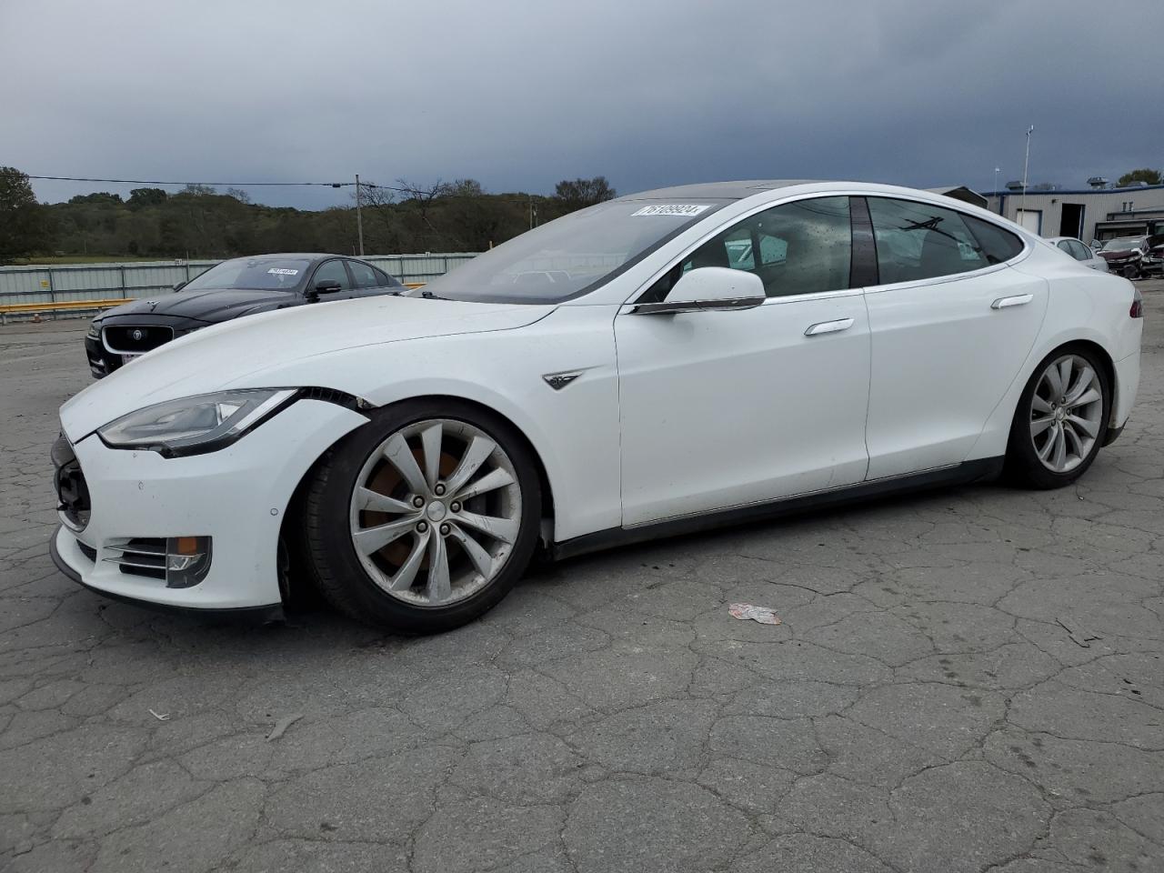 Tesla Model S 2015 