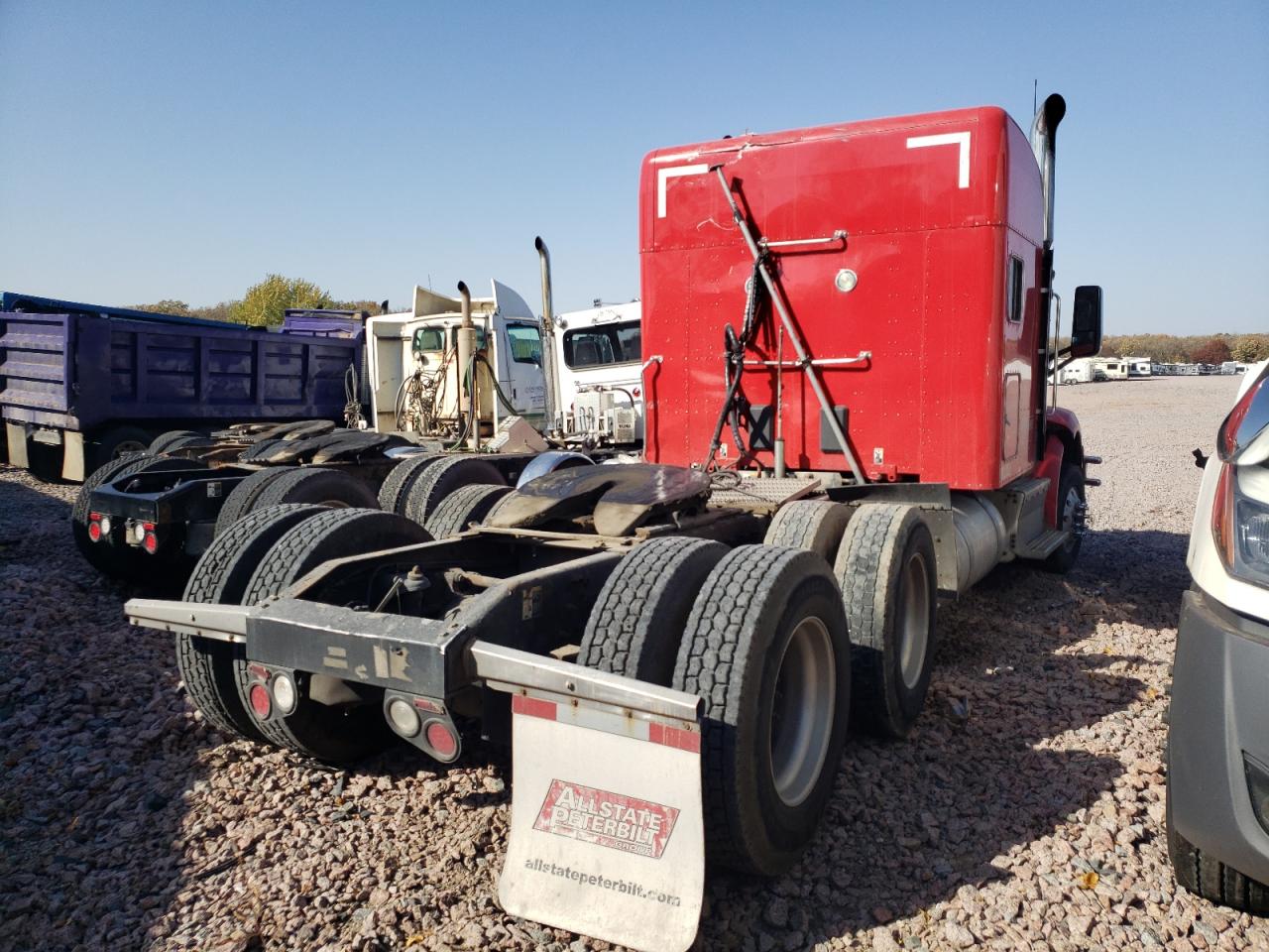 Lot #2909716358 2015 PETERBILT 579