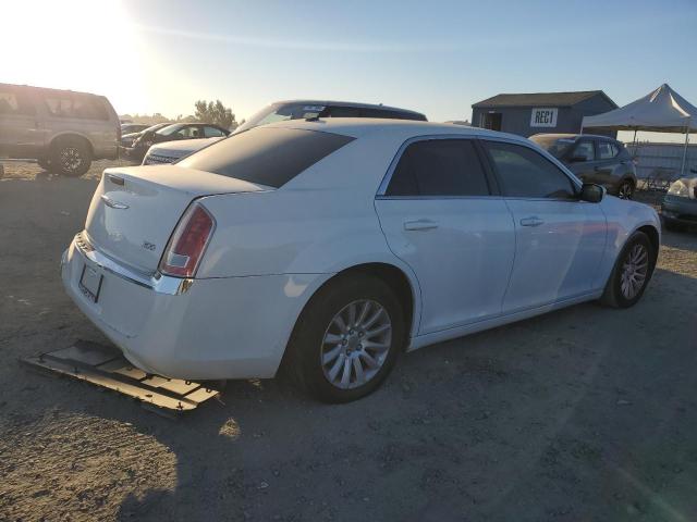 VIN 2C3CCAAG7EH276124 2014 Chrysler 300 no.3