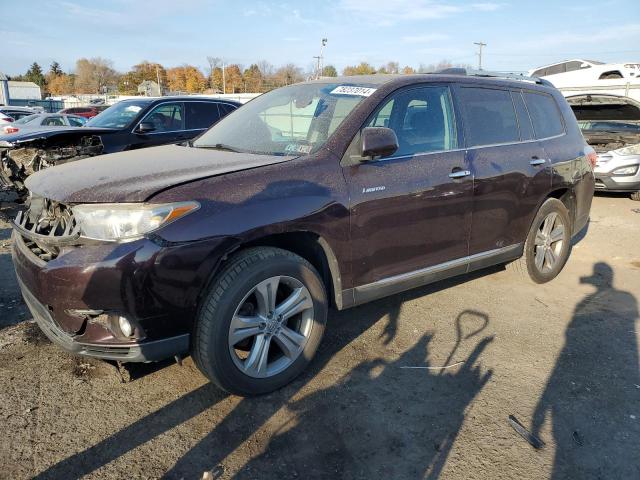 2011 TOYOTA HIGHLANDER LIMITED 2011