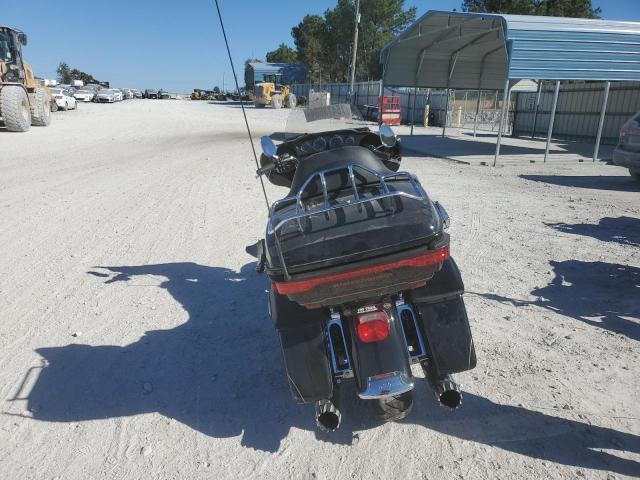 2018 HARLEY-DAVIDSON FLHTK SHRI 1HD1KND19JB654143