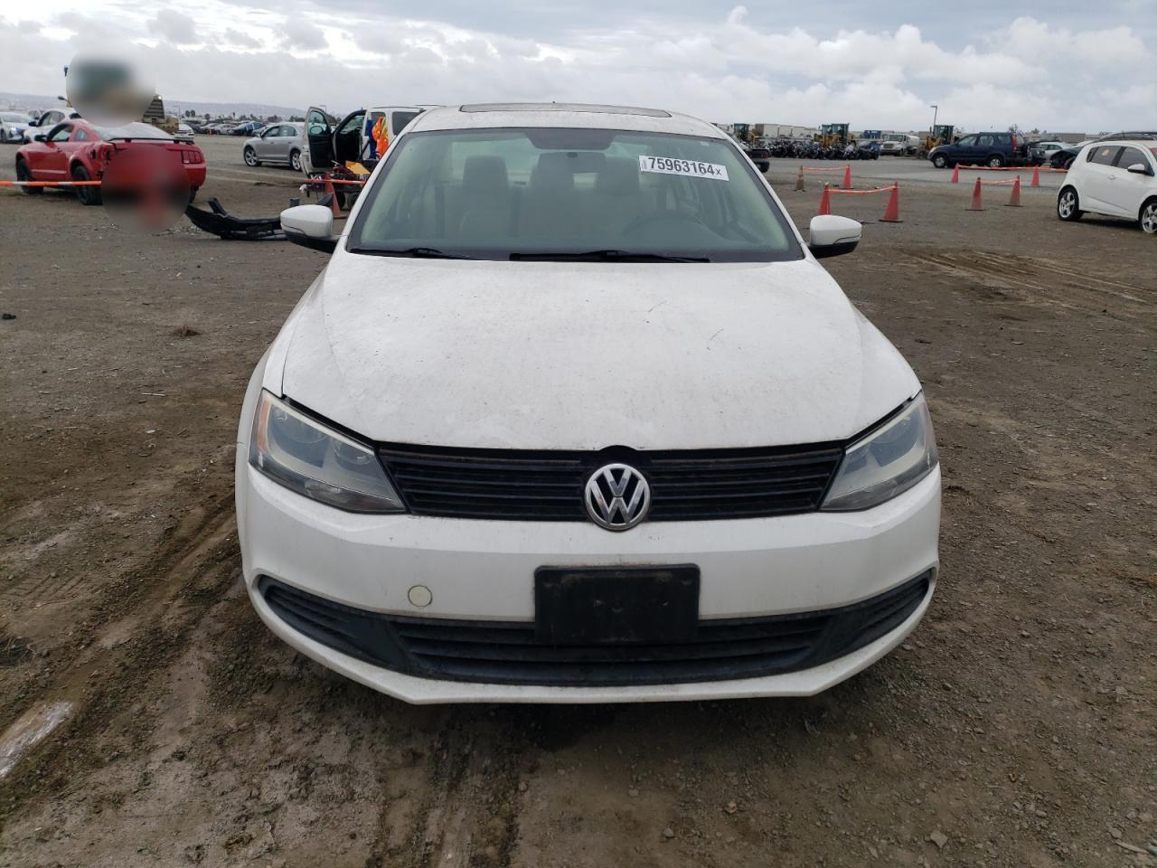 Lot #3024620592 2011 VOLKSWAGEN JETTA