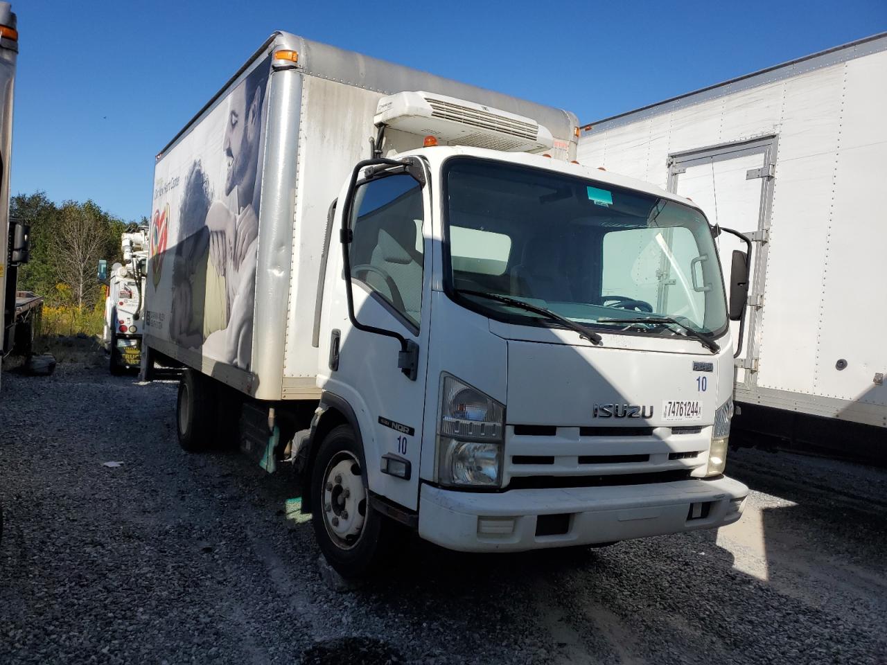 Lot #2902588025 2013 ISUZU NQR