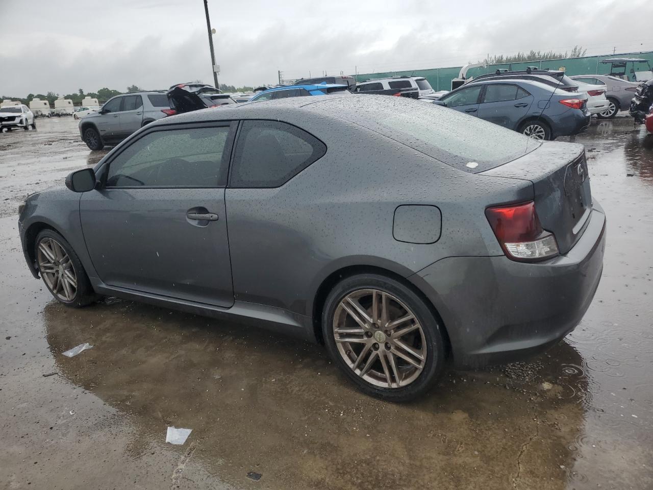 Lot #2890746613 2011 TOYOTA SCION TC