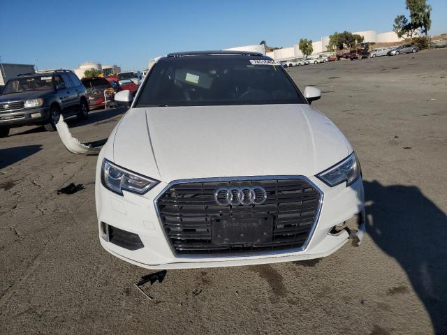 VIN WAUAUGFF6J1026608 2018 Audi A3, Premium no.5