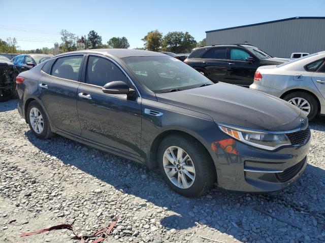 VIN 5XXGT4L32HG135669 2017 KIA Optima, LX no.4