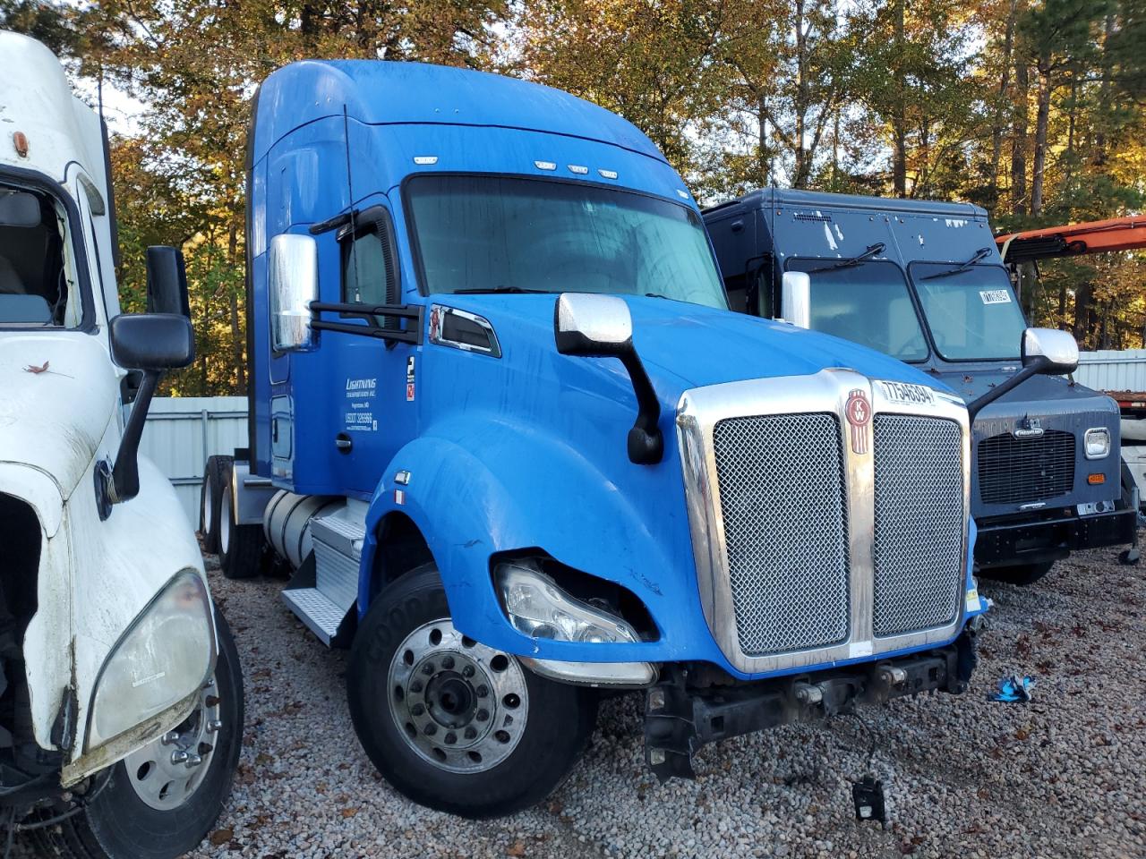  Salvage Kenworth Constructi