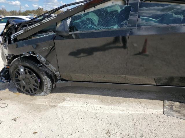 2024 TESLA CYBERTRUCK 7G2CEHED9RA008051