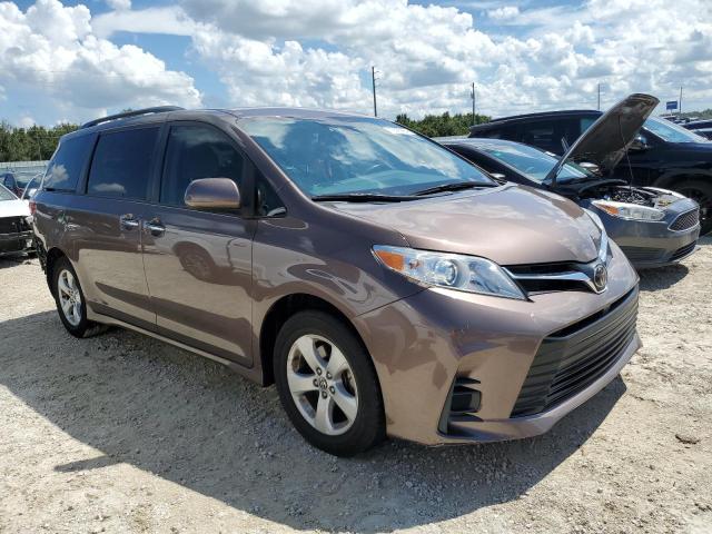 VIN 5TDKZ3DCXLS075181 2020 Toyota Sienna, LE no.4