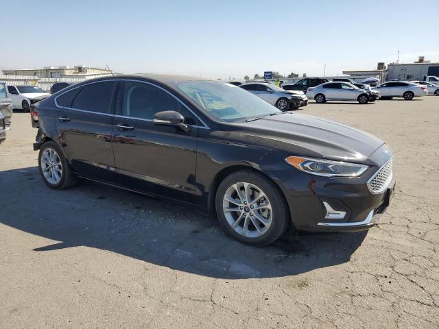 VIN 3FA6P0SU8KR104282 2019 Ford Fusion, Titanium no.4