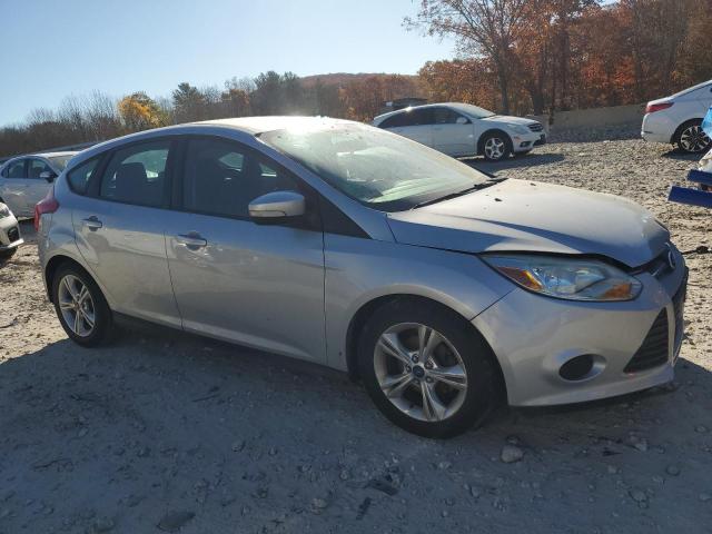 VIN 1FADP3K24EL319801 2014 Ford Focus, SE no.4