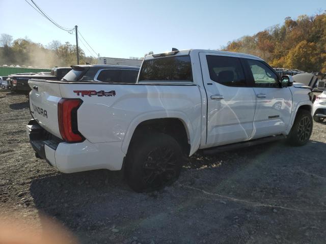 TOYOTA TUNDRA CRE 2024 white  gas 5TFLA5DB2RX131096 photo #4