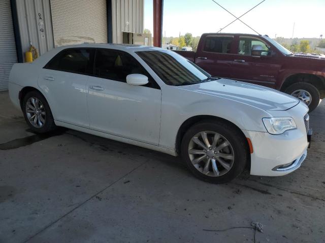 Vin: 2c3ccarg6hh534724, lot: 73126874, chrysler 300 limited 20174