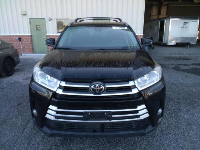 VIN 5TDJZRFH2HS386022 2017 Toyota Highlander, SE no.5