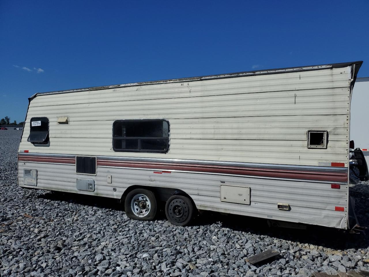 Lot #2990566679 1993 FLEETWOOD BOUNDER