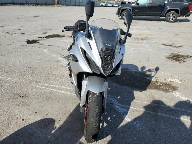 2024 SUZUKI GSX800 F JS1EM13B4R7100775