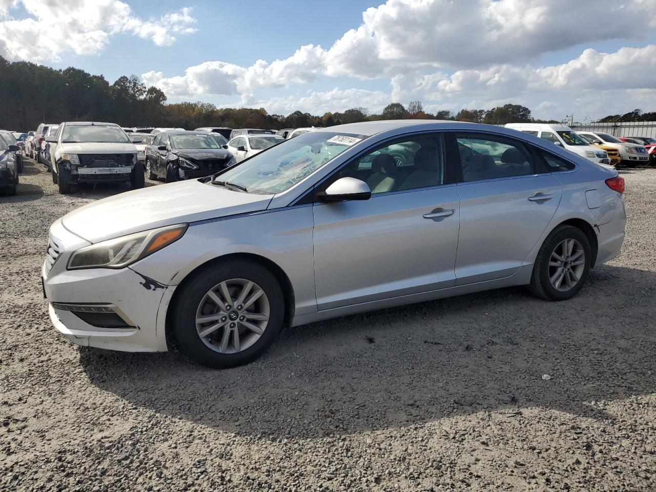 Lot #2971860125 2015 HYUNDAI SONATA SE