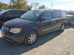 CHRYSLER TOWN & COU photo