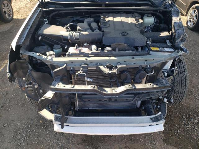 2021 TOYOTA 4RUNNER SR - JTEMU5JR0M5868908