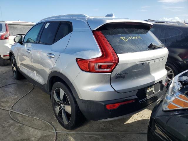 VIN YV4162XZ1K2007952 2019 Volvo XC40, T5 Momentum no.2