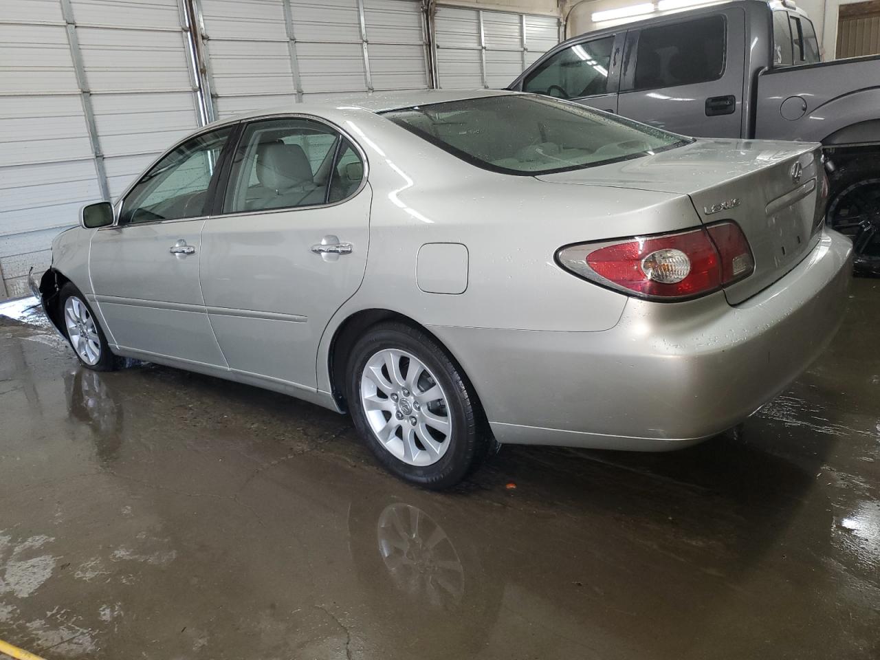 Lot #2962563771 2004 LEXUS ES 330