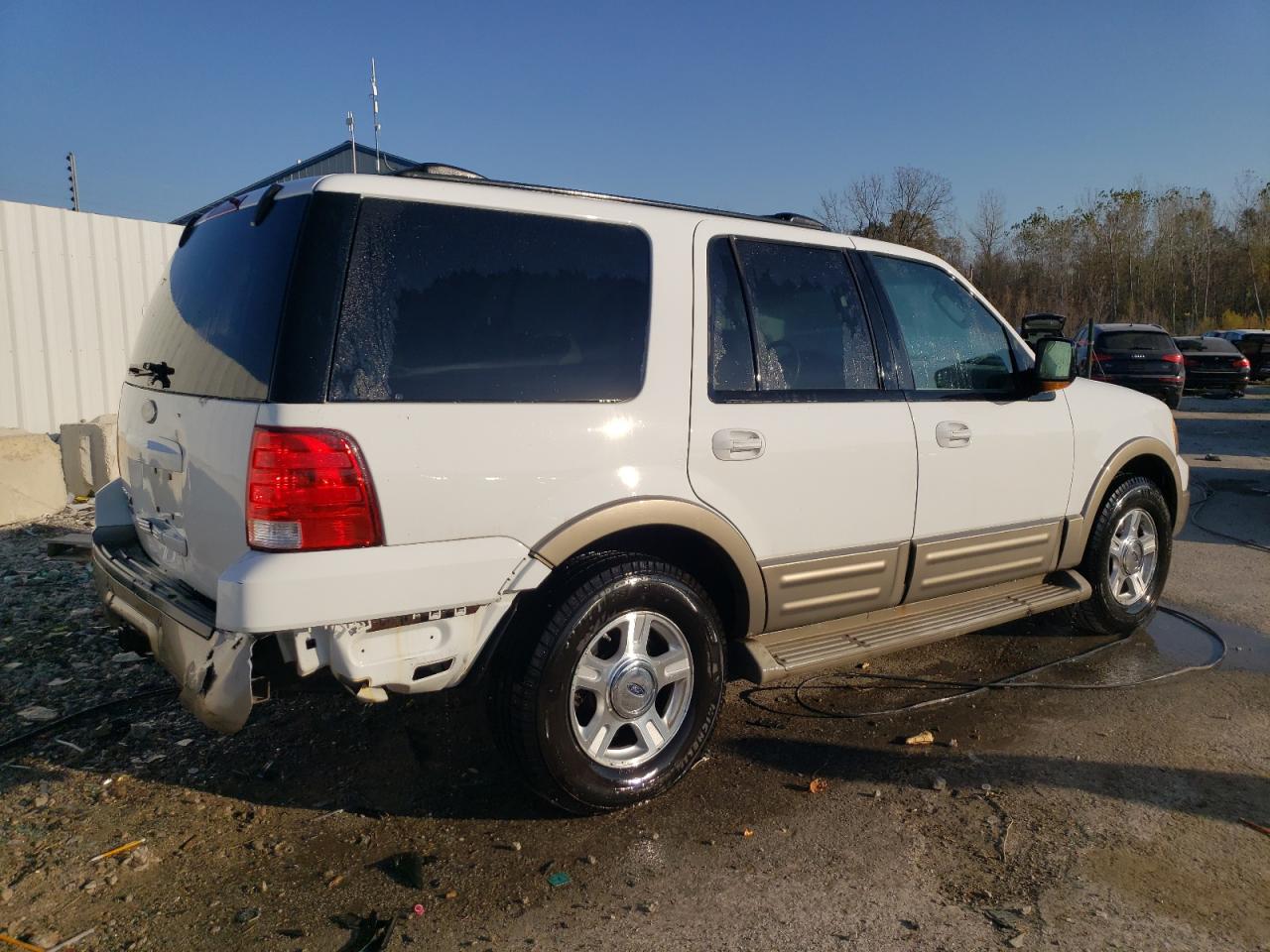 Lot #2940786447 2004 FORD EXPEDITION