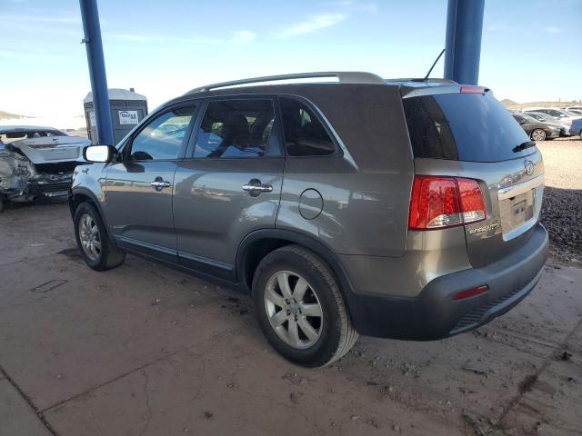 VIN 5XYKT3A61DG413338 2013 KIA SORENTO no.2