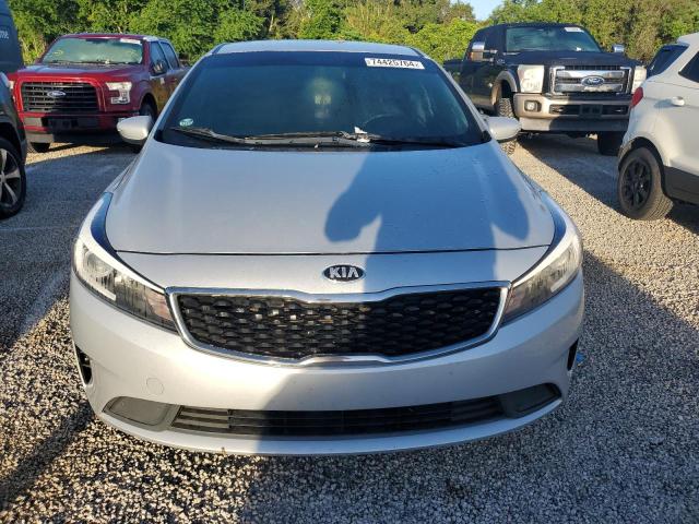 VIN 3KPFL4A77JE244886 2018 KIA Forte, LX no.5