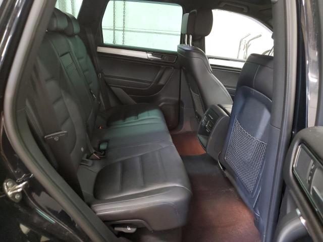 2017 VOLKSWAGEN TOUAREG WO - WVGRF7BP3HD006660