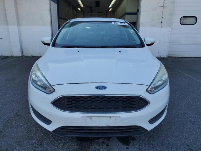 VIN 1FADP3F28FL203867 2015 Ford Focus, SE no.5